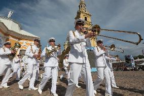 RUSSIA-ST.PETERSBURG-RUSSIA DAY-CELEBRATION