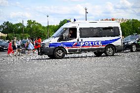 Police Illustrations - Paris