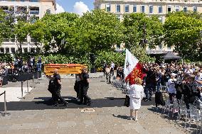 Public Tribute To Annie And Ben Vautier - Nice