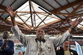 American former track and field athlete Tommie Smith at ATHLETICA north of Paris FA