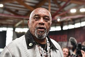 American former track and field athlete Tommie Smith at ATHLETICA north of Paris FA