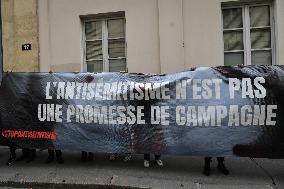 Nous Vivrons Collectif protests before the Front populaire conference in Paris FA