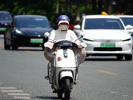 High Temperature Yellow Alert in China