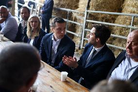 Jordan Bardella On Visit In A Farm - Chuelles