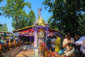 Kheer Bhawani Mela Festival In Kashmir