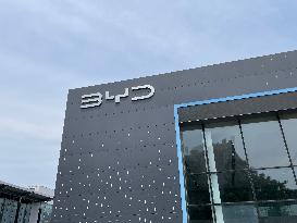 A BYD Flagship Store in Yancheng