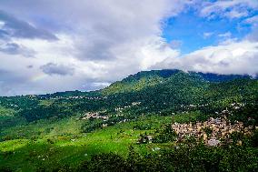 CHINA-YUNNAN-HANI TERRACED FIELDS-SCENERY (CN)