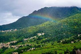 CHINA-YUNNAN-HANI TERRACED FIELDS-SCENERY (CN)