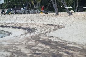 Oil Stains Singapore Beaches After Shipping Accident