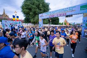 (SP)CAMBODIA-PHNOM PENH-HALF MARATHON