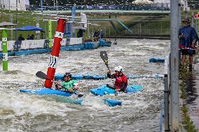 Kayak Cross Woman And Men's Finals World Cup In Krakow