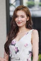 MFW - Celebs Outside Hotel Palazzo Parigi