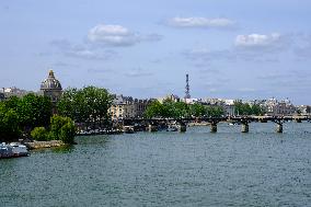 Waste Collector Floating On The Seine - Paris