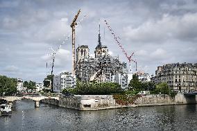 Notre Dame de Paris Cathedral FA