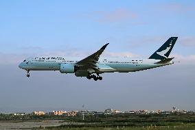 Cathay Pacific recovers the direct flight between Hong Kong and Barcelona