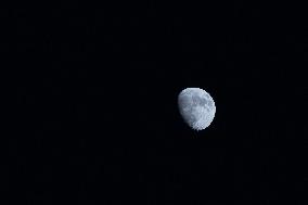 Waxing Gibbous Moon In Lecce