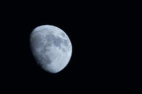 Waxing Gibbous Moon In Lecce