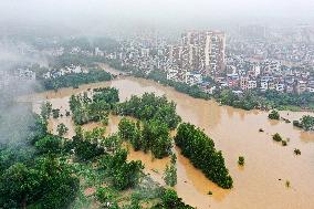 Flood waters in Guilin