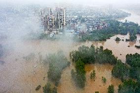 Flood waters in Guilin