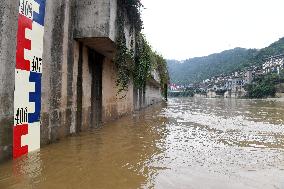 Floodwater in Renhuai