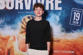 Survivre Premiere - Paris