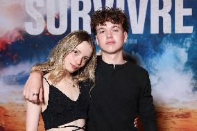 Survivre Premiere - Paris