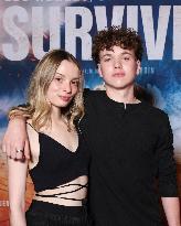 Survivre Premiere - Paris