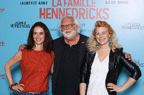 La Famille Hennedricks Paris Film Premiere