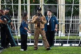 PFW Louis Vuitton Front Row