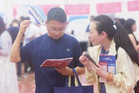 First Public Consultation on College Enrollment in Zhejiang