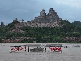 A Giant Statue of Emperor Yan and Emperor Huang in Zhengzhou