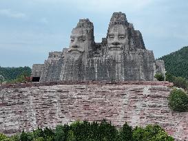 A Giant Statue of Emperor Yan and Emperor Huang in Zhengzhou