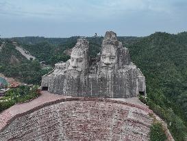 A Giant Statue of Emperor Yan and Emperor Huang in Zhengzhou