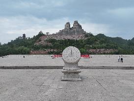 A Giant Statue of Emperor Yan and Emperor Huang in Zhengzhou