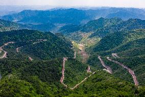 CHINA-CENTRAL REGION-MOUNTAINS-AERIAL VIEW (CN)