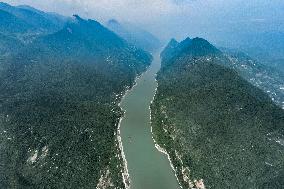 CHINA-CENTRAL REGION-MOUNTAINS-AERIAL VIEW (CN)