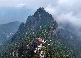 CHINA-CENTRAL REGION-MOUNTAINS-AERIAL VIEW (CN)