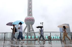 CHINA-SHANGHAI-RAIN (CN)