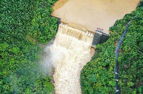 Langdong Hydropower Station Release Flood