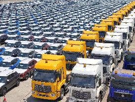 Yantai Port Vehicles Export