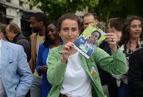 Marine Tondelier Campaigning For The Legislative Elections - Paris