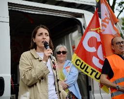 Demonstration Against The Extreme Right - Paris