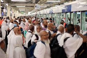 Hajj Pilgrims Take The Metro In Mecca - Saudi Arabia