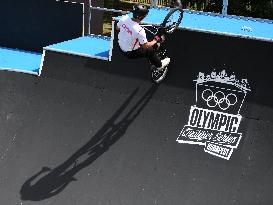 (SP)HUNGARY-BUDAPEST-OLYMPIC QUALIFIER SERIES BUDAPEST-CYCLING-BMX FREESTYLE-MEN'S PARK-QUALIFICATION