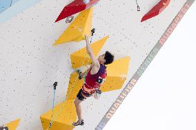 (SP)HUNGARY-BUDAPEST-OLYMPIC QUALIFIER SERIES BUDAPEST-SPORT CLIMBING-MEN'S BOULDER & LEAD-LEAD QUALIFICATION