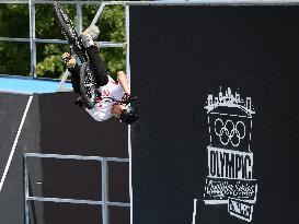 (SP)HUNGARY-BUDAPEST-OLYMPIC QUALIFIER SERIES BUDAPEST-CYCLING-BMX FREESTYLE-MEN'S PARK-QUALIFICATION