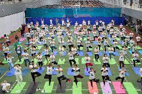 RUSSIA-VLADIVOSTOK-YOGA