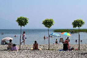 NORTH MACEDONIA-OHRID LAKE-DAILY LIFE-HOT WEATHER