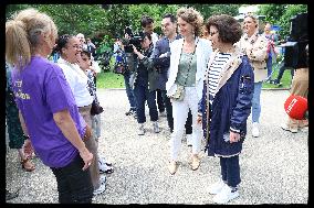 Rachida Dati On Visit To Support Celine Calvez Candidate In Legislative Elections - Levallois Perret