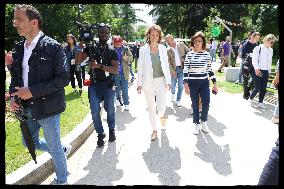 Rachida Dati On Visit To Support Celine Calvez Candidate In Legislative Elections - Levallois Perret